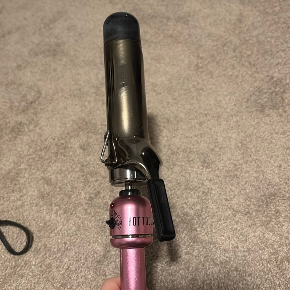 Hot Tools Curling Iron